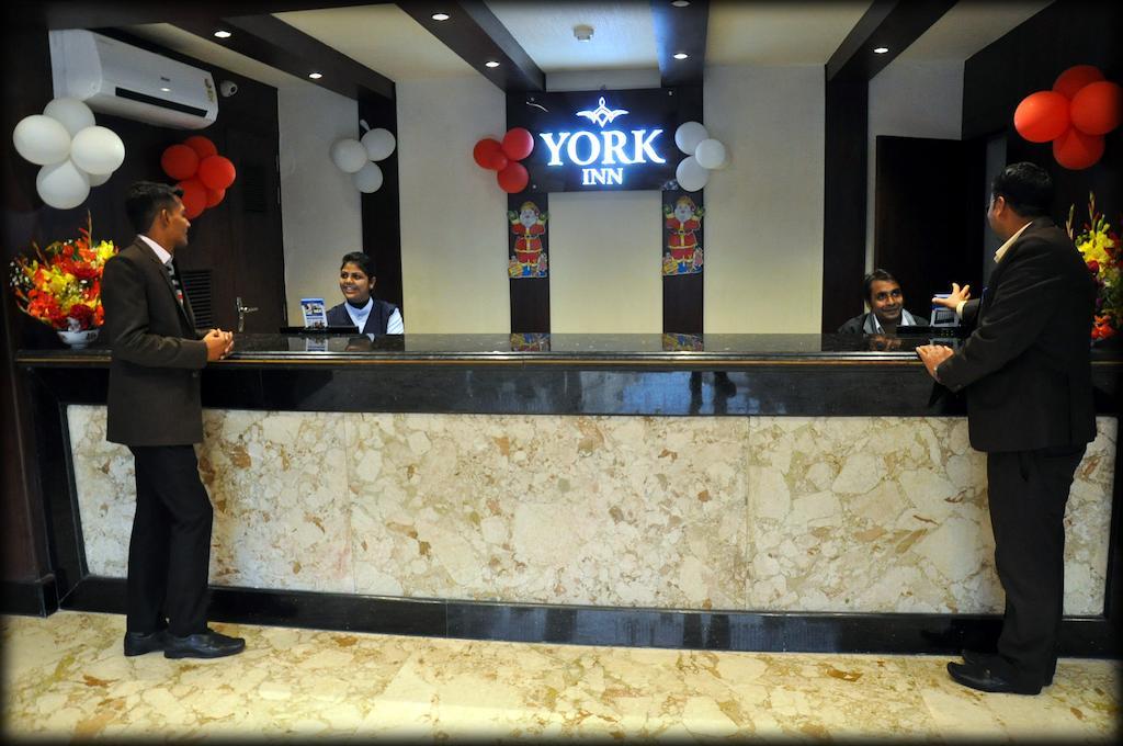 York Inn Lucknow Exterior foto